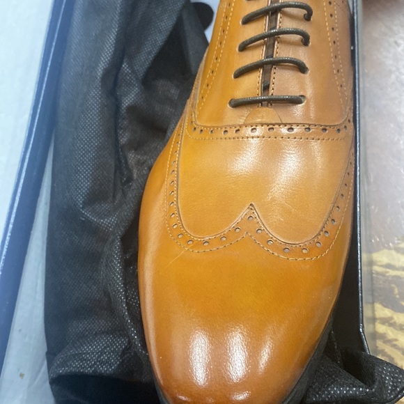 NWB Encore Fiesso Leather GLD Wing Tip Shoe FI3234 - Picture 3 of 4